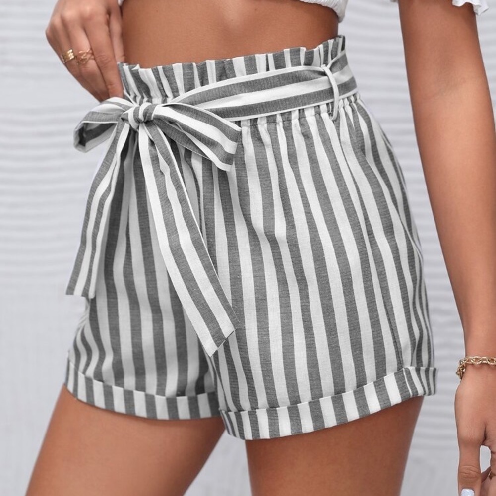 Rolled Hem Self Belted Striped Shorts Size L(8/10) NWT - Picture 5 of 6